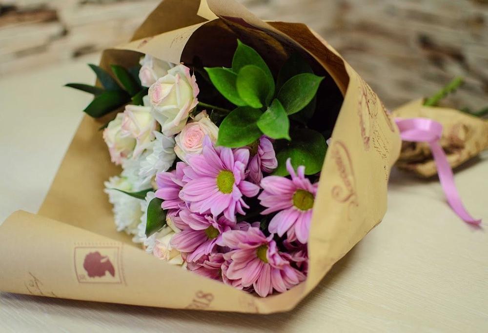 Букет цветов из: Розы и Хризантемы в Сосново-Озерском