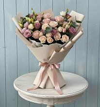 Букет цветов из:  Розы и Лизиантусы в Сосново-Озерском