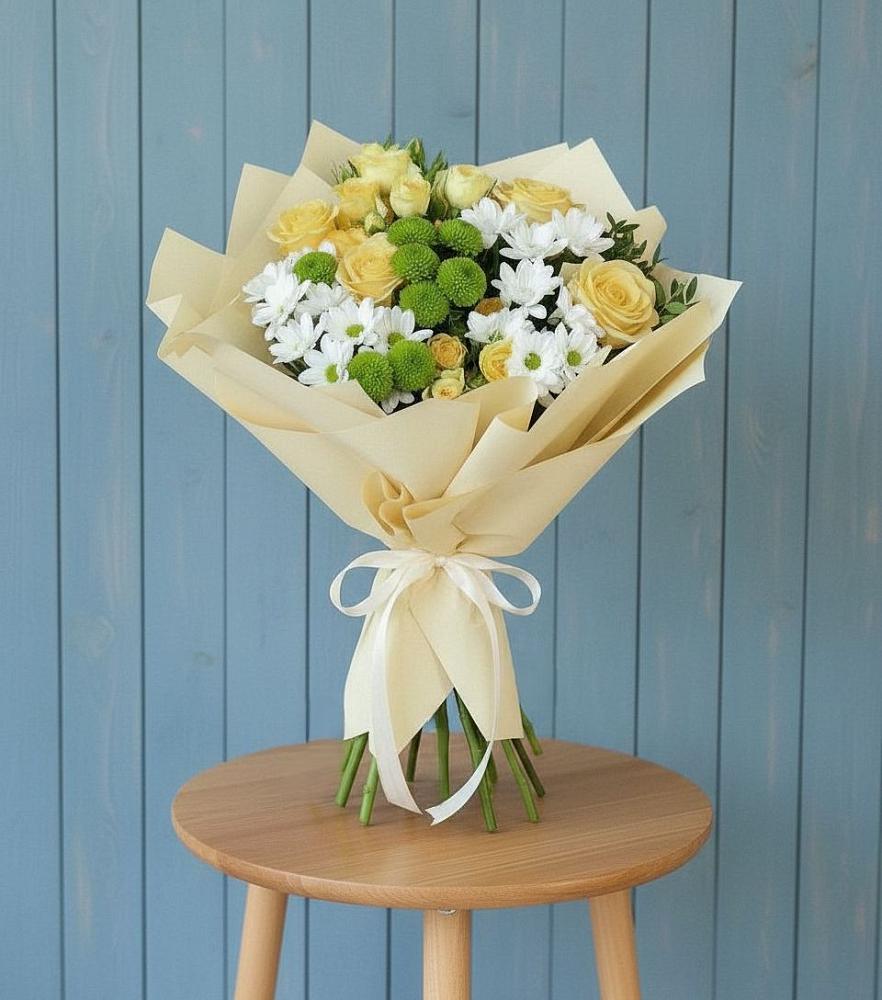 Букет цветов из: Хризантемы и Розы в Сосново-Озерском