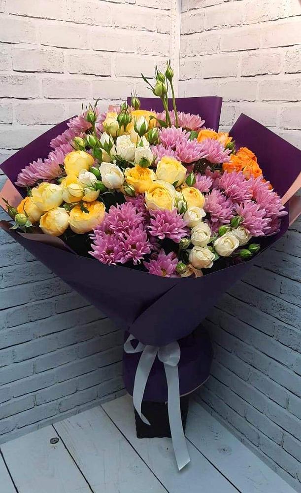 Букет цветов из: Хризантемы и Розы в Сосново-Озерском
