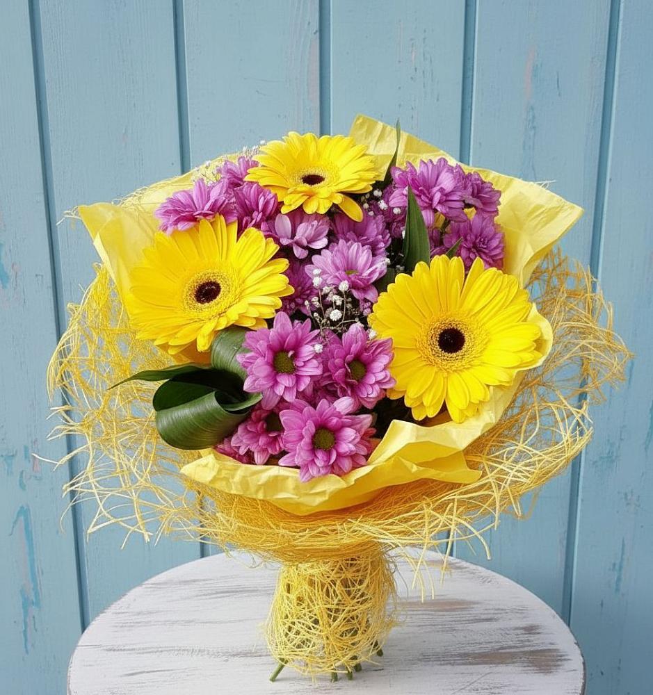 Букет цветов из: Хризантемы и Герберы в Сосново-Озерском