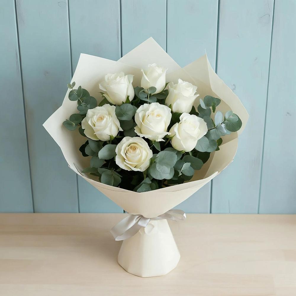Букет Белые розы в Эвкалипте в Сосново-Озерском