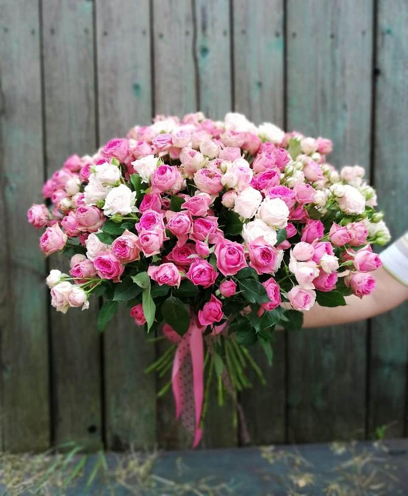 Букет Розовые кустовые розы Натали и Лав Лидия в Сосново-Озерском