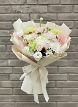 Букет цветов из:  Гвоздики, Розы, Лизиантусы и Хризантемы в Сосново-Озерском