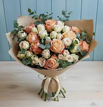Букет цветов из:  Альстромерии и Розы #REPLACE_PRED# Сосново-Озерском