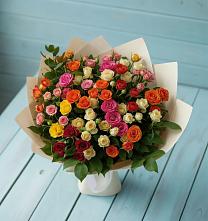 Букет Микс из разноцветных кустовых роз в Сосново-Озерском